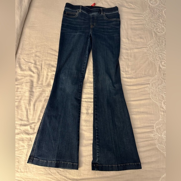 Spanx
Flare High-Rise Stretch Denim Jeans (J2) - Picture 8 of 11